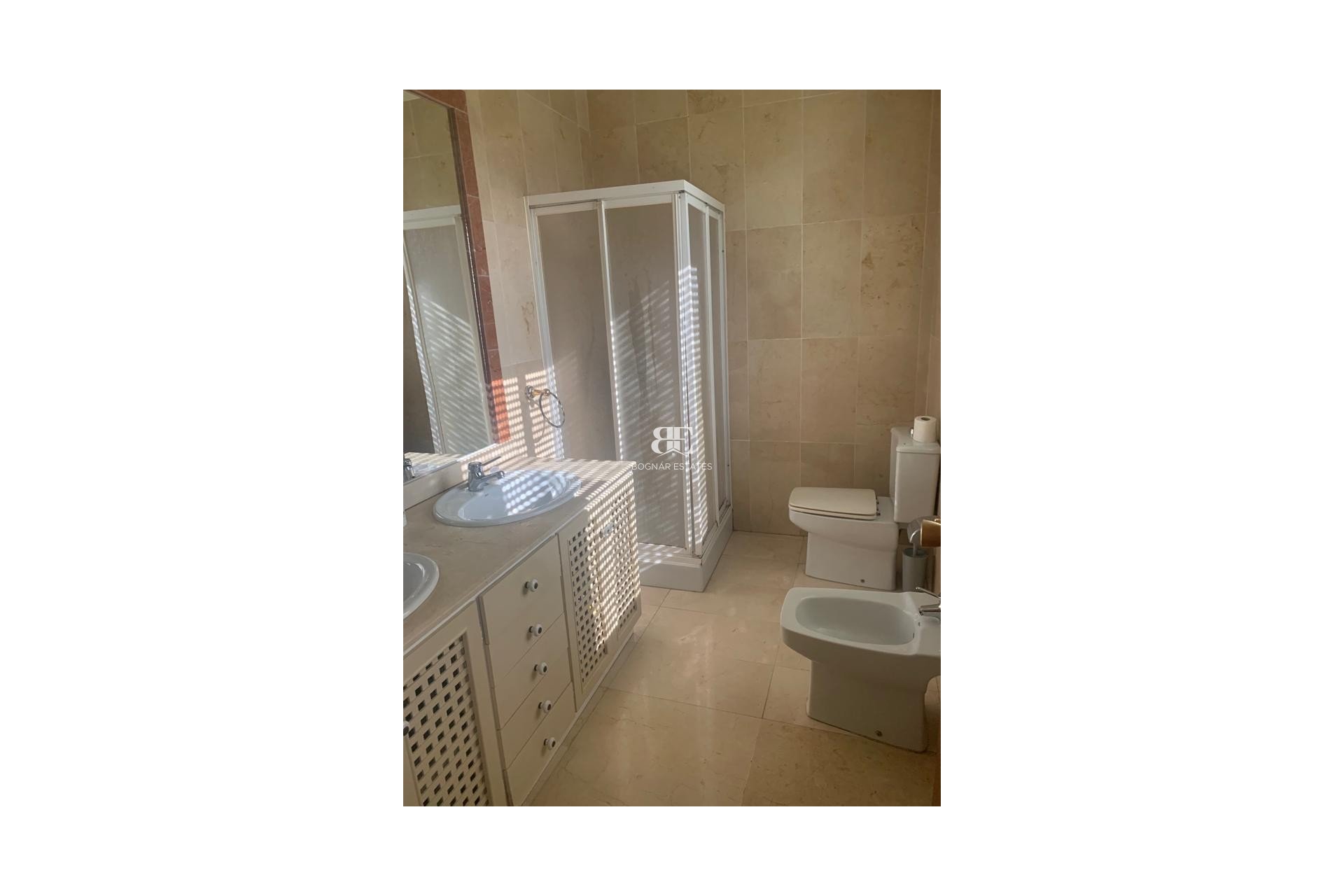 Herverkoop - apartment -
Marbella - Nagueles