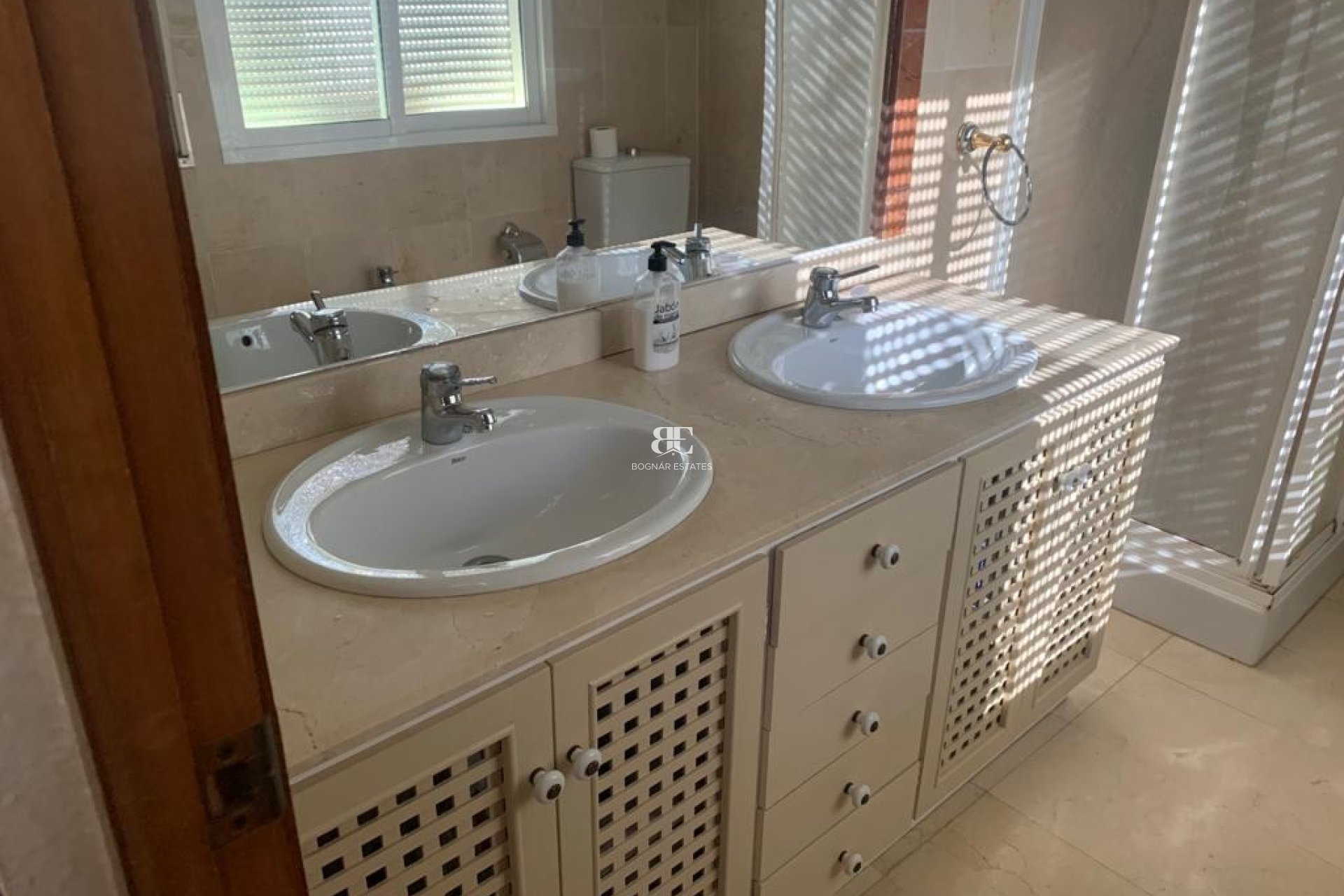 Herverkoop - apartment -
Marbella - Nagueles