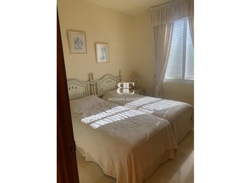 Herverkoop - apartment -
Marbella - Nagueles