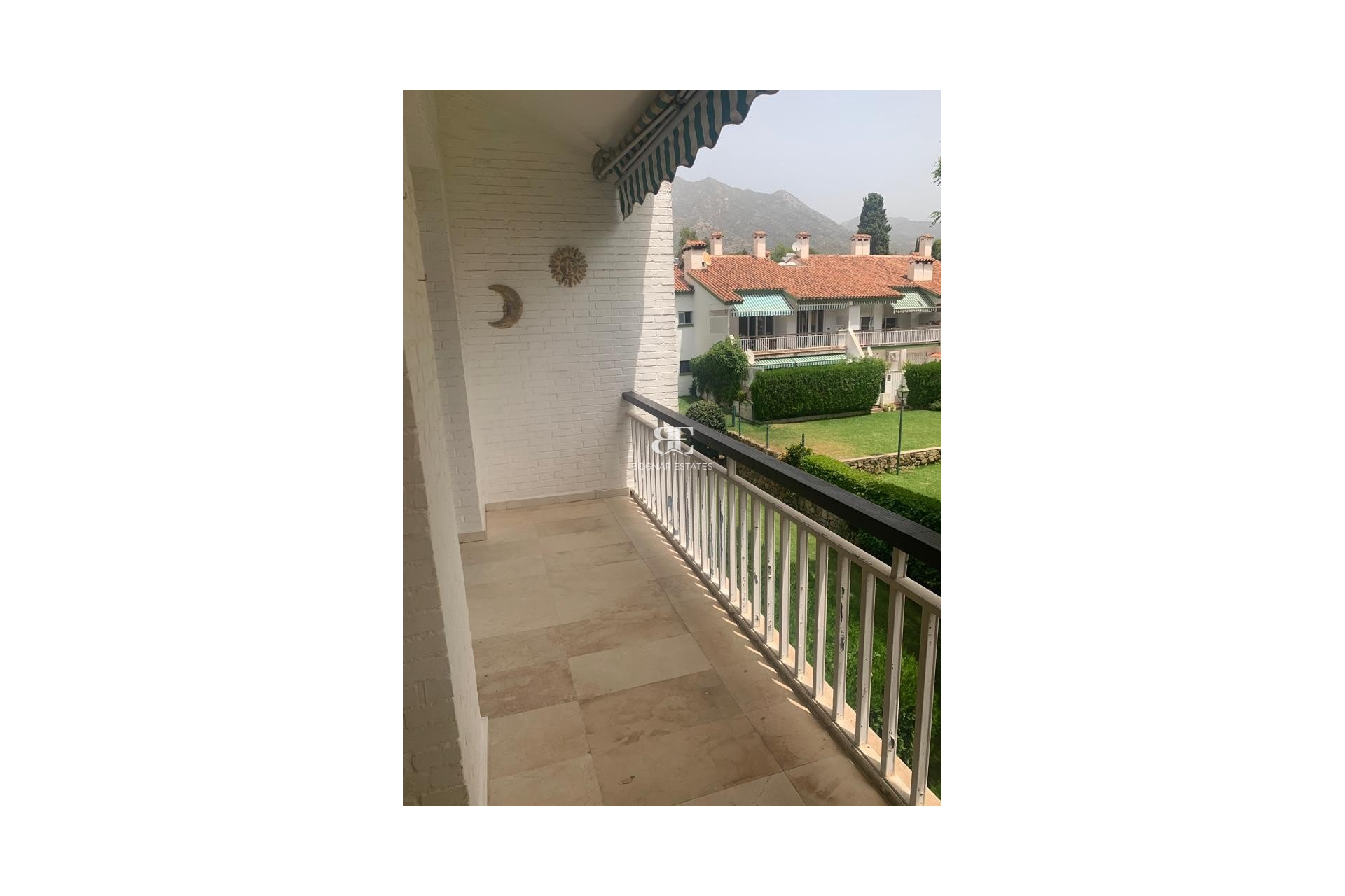 Herverkoop - apartment -
Marbella - Nagueles