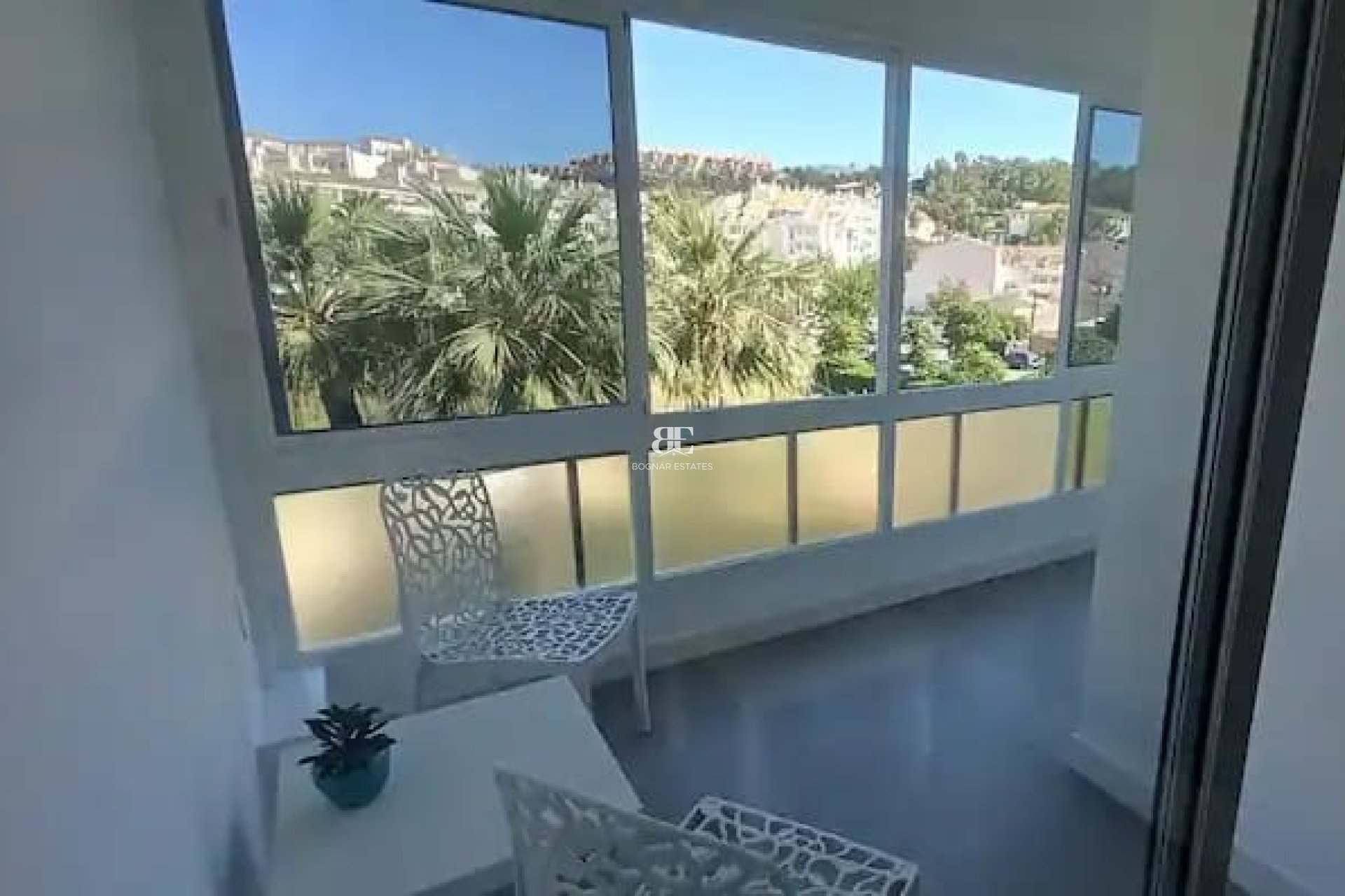 Herverkoop - apartment -
Marbella - Nueva Andalucía
