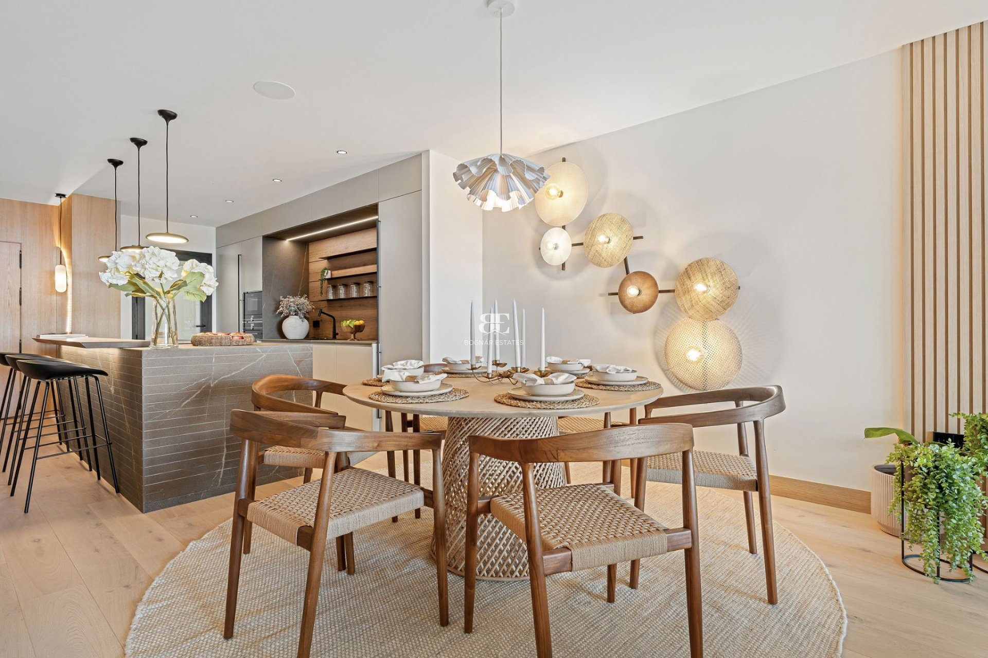 Herverkoop - apartment -
Marbella - Nueva Andalucía