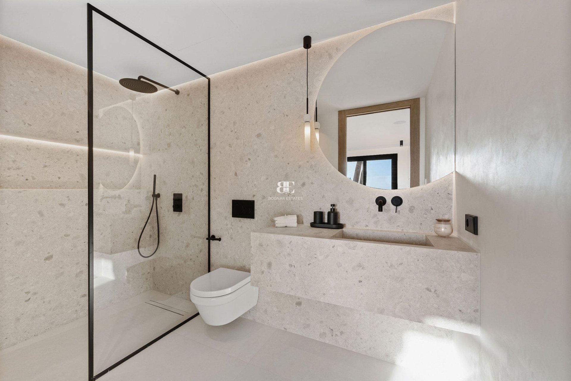 Herverkoop - apartment -
Marbella - Nueva Andalucía