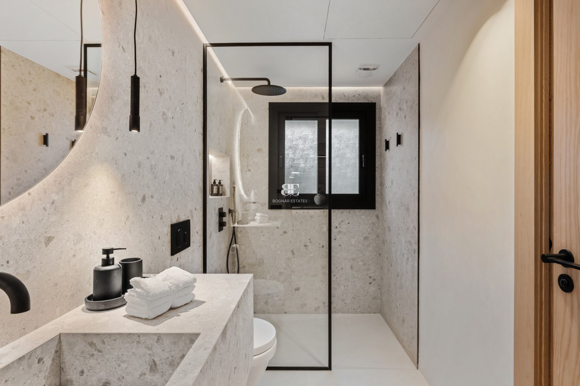 Herverkoop - apartment -
Marbella - Nueva Andalucía