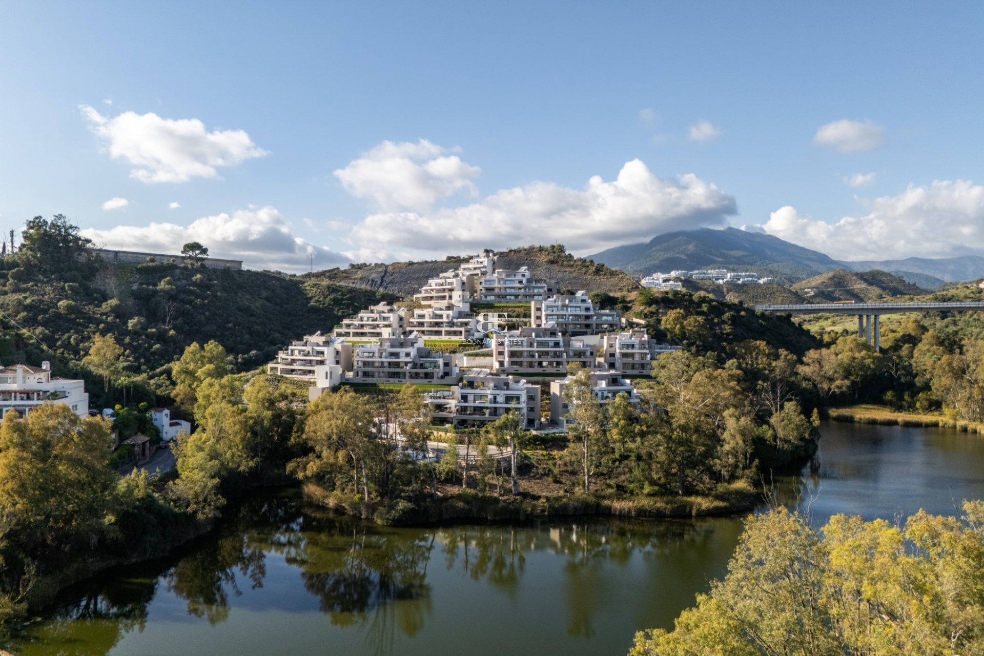 Herverkoop - apartment -
Marbella - Nueva Andalucía