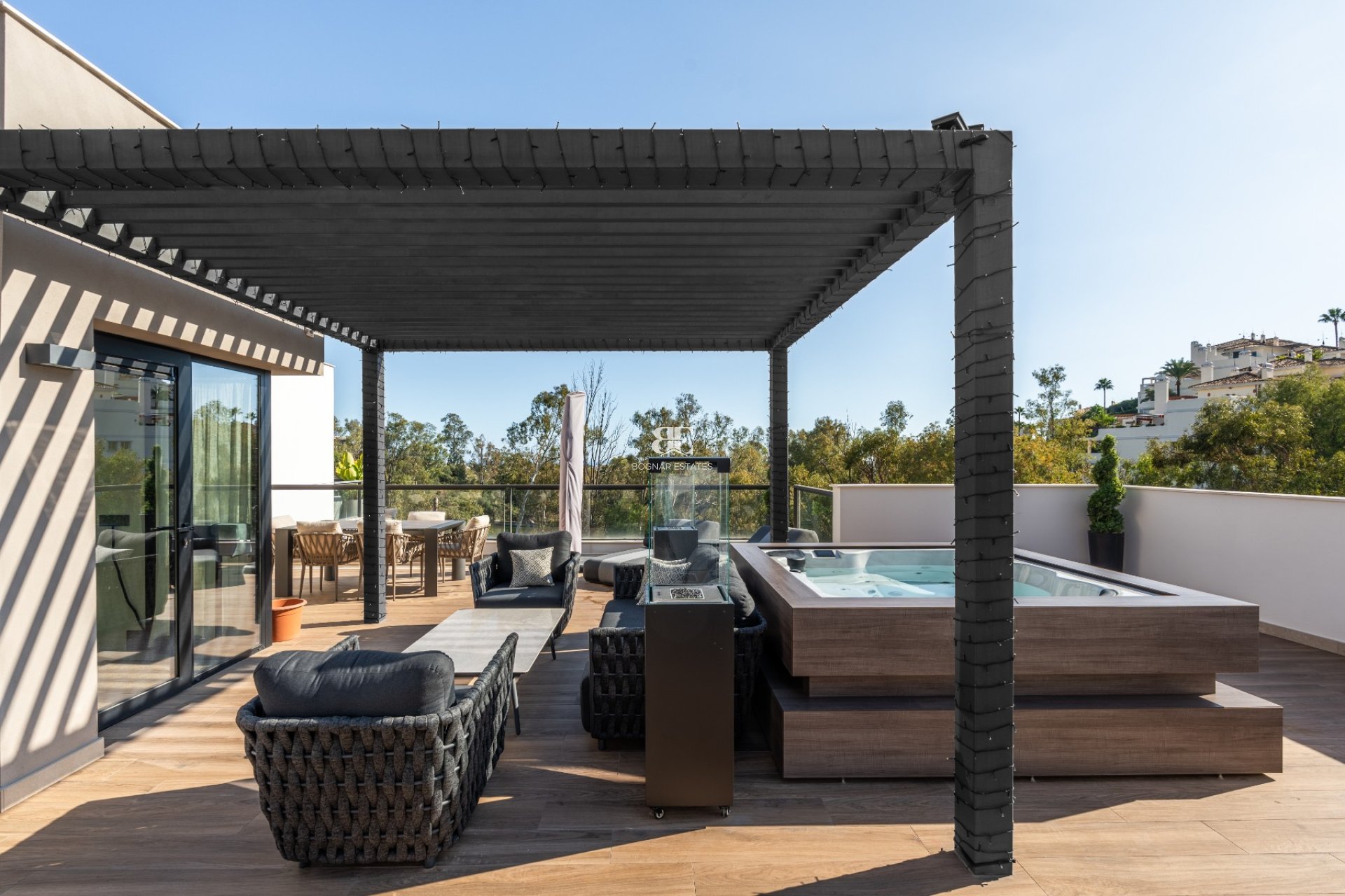 Herverkoop - apartment -
Marbella - Nueva Andalucía