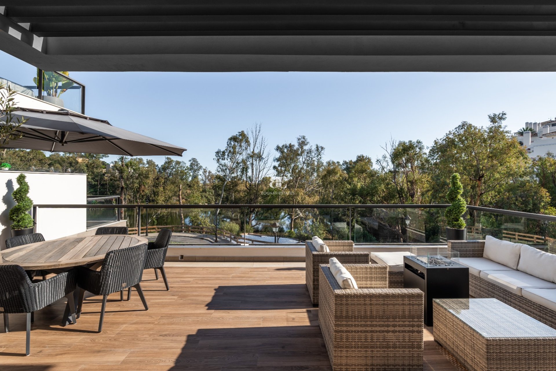 Herverkoop - apartment -
Marbella - Nueva Andalucía