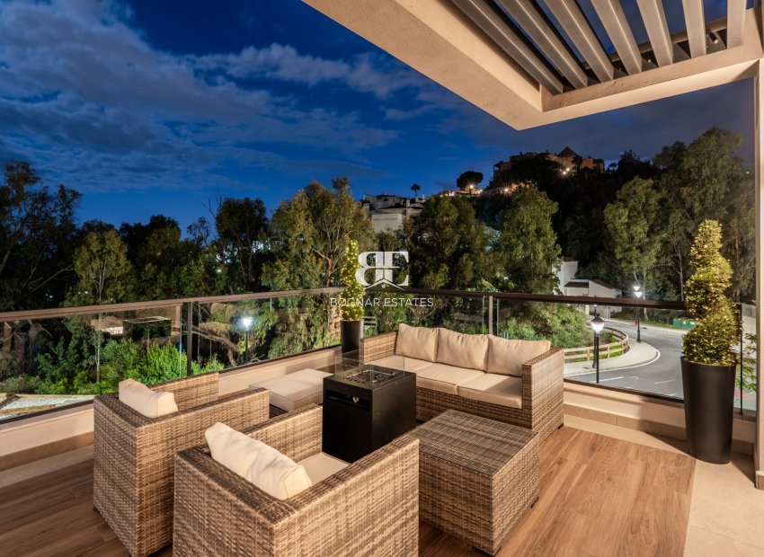 Herverkoop - apartment -
Marbella - Nueva Andalucía