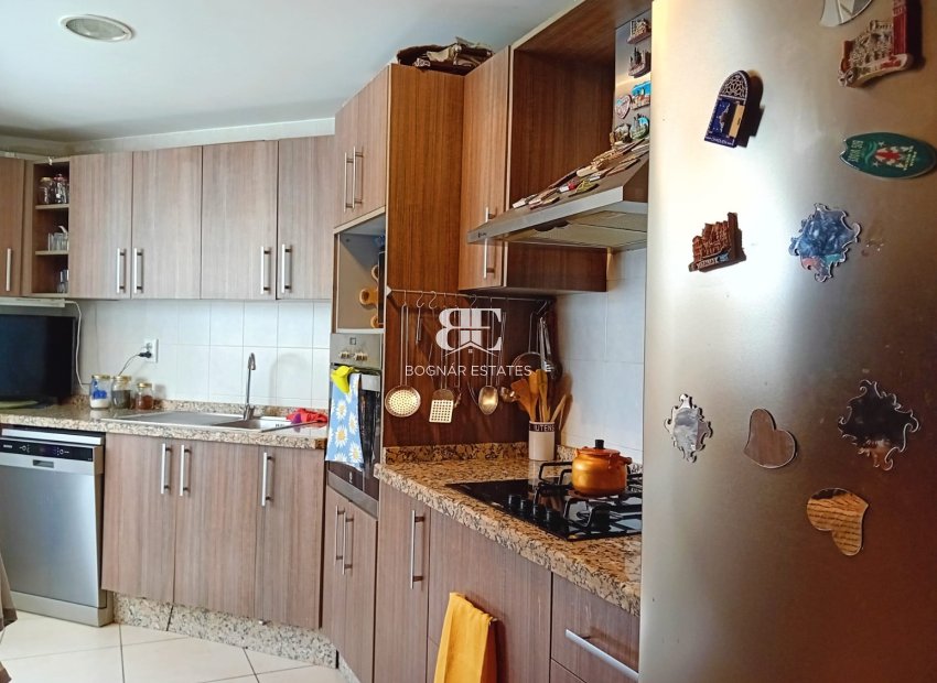 Herverkoop - apartment -
Marbella - Nueva Andalucía