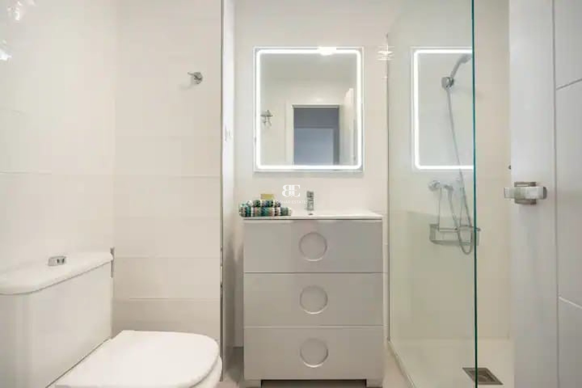 Herverkoop - apartment -
Marbella - Nueva Andalucía