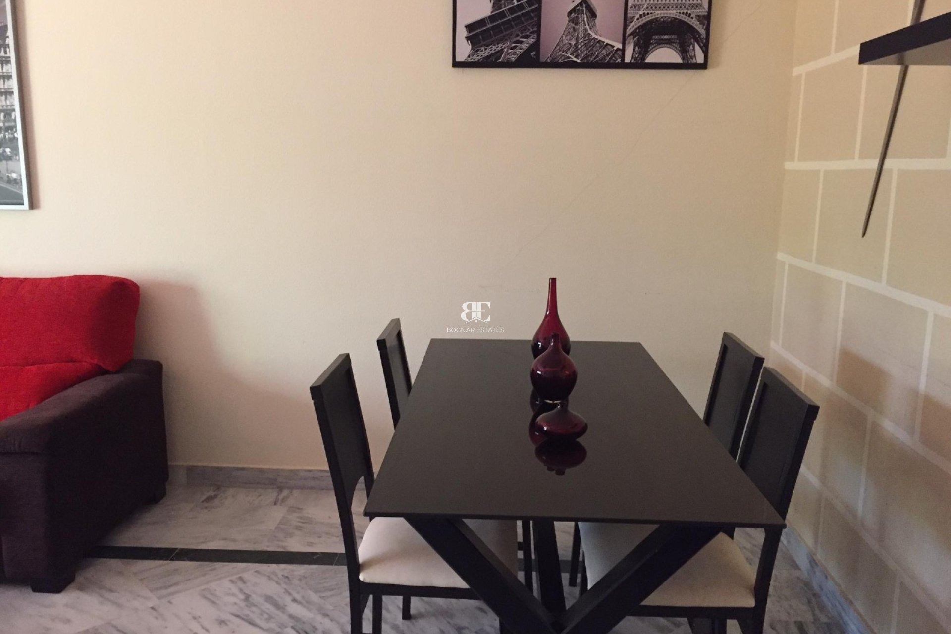 Herverkoop - apartment -
Marbella - Nueva Andalucía