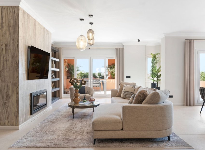 Herverkoop - apartment -
Marbella - Nueva Andalucía