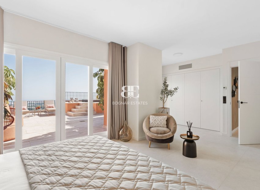 Herverkoop - apartment -
Marbella - Nueva Andalucía