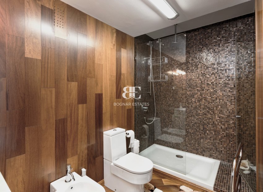 Herverkoop - apartment -
Marbella - Nueva Andalucía