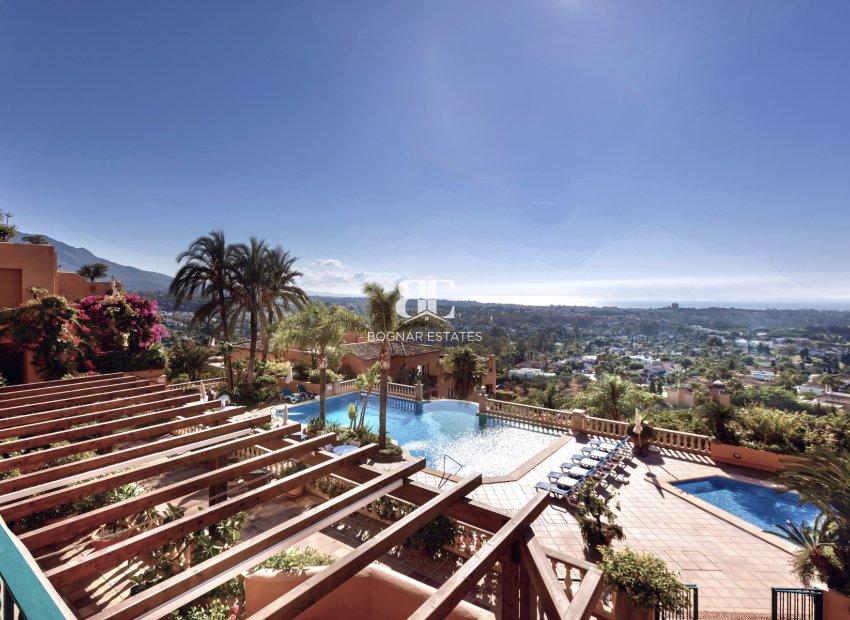 Herverkoop - apartment -
Marbella - Nueva Andalucía