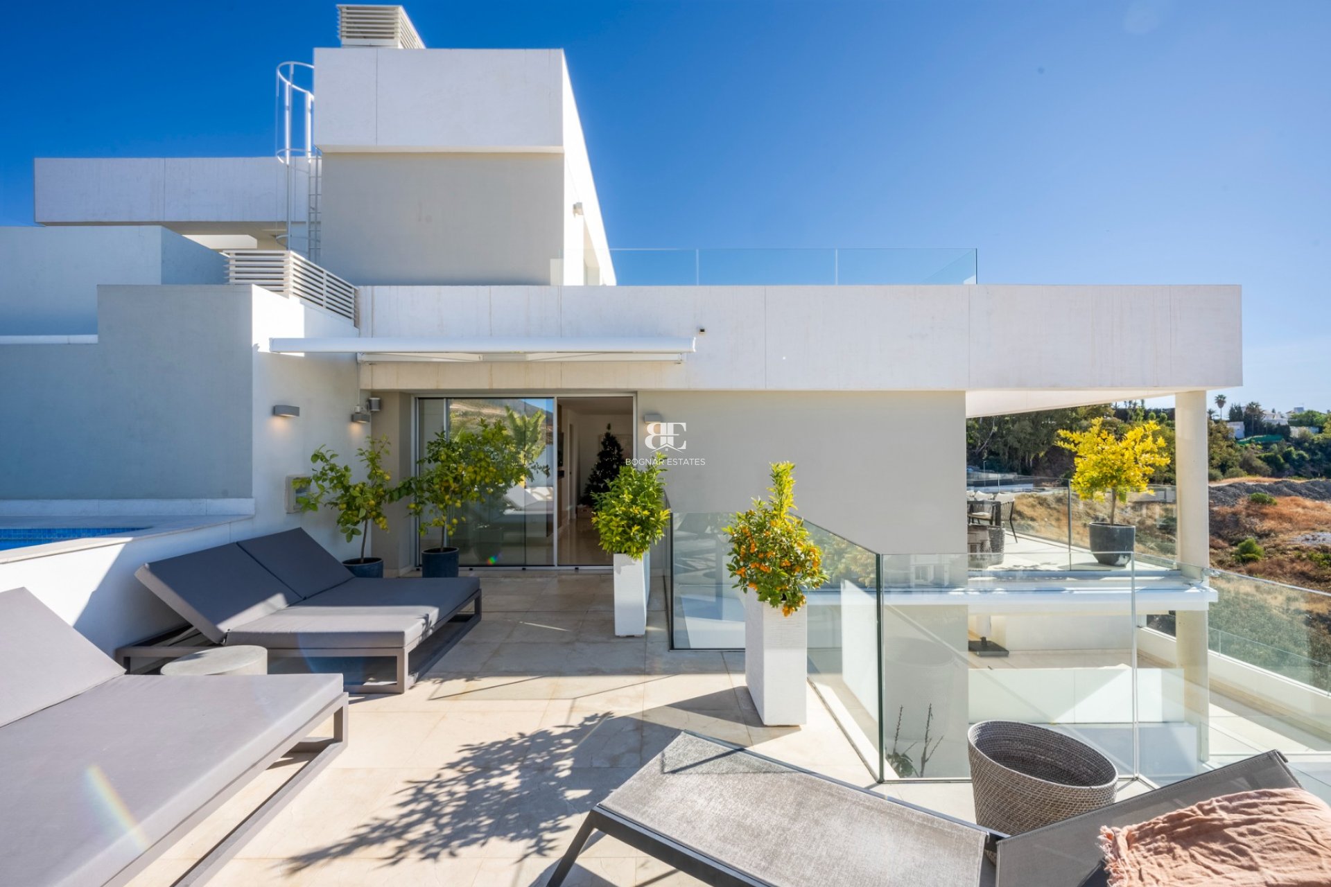 Herverkoop - apartment -
Marbella - Nueva Andalucía