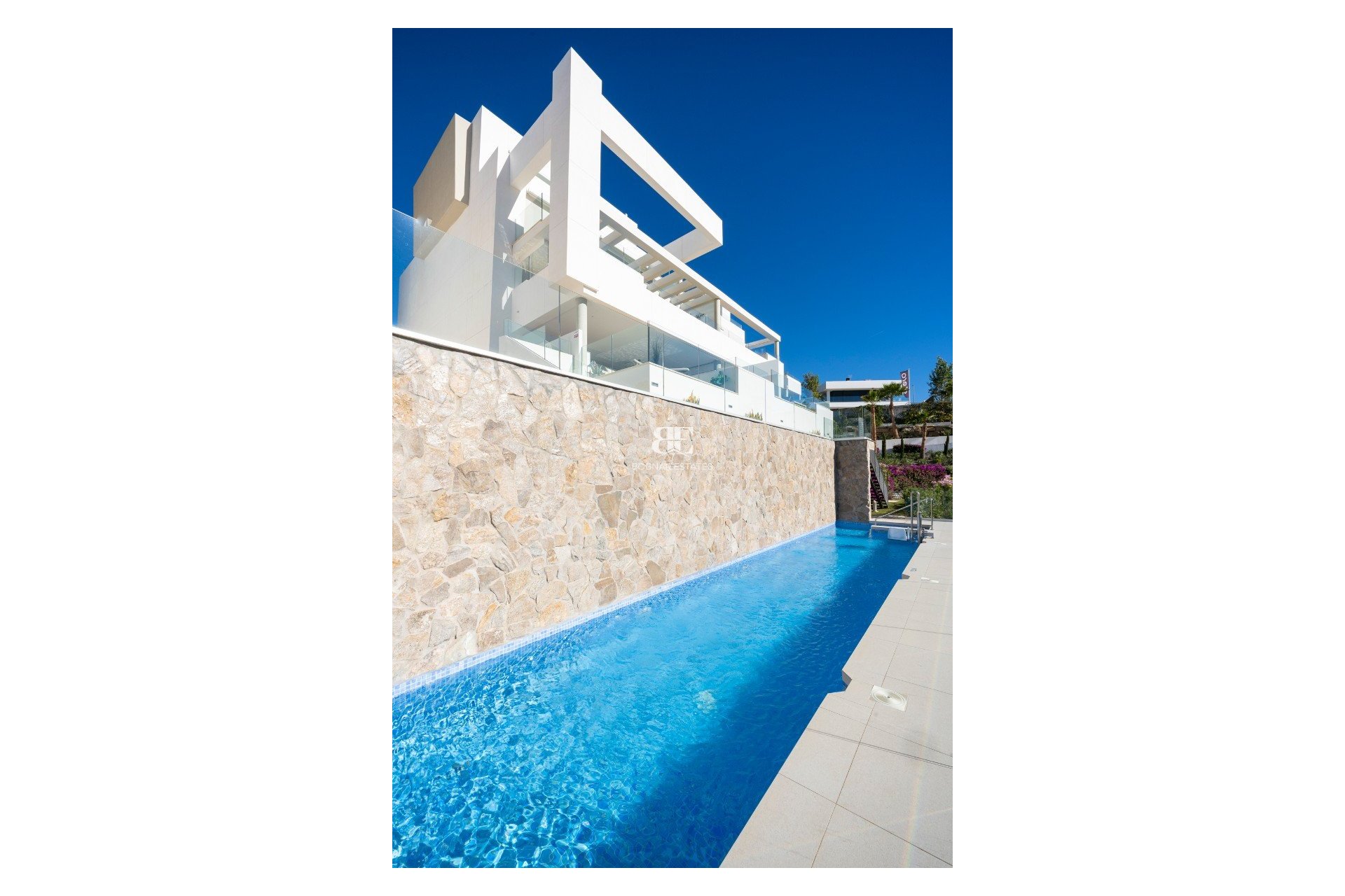 Herverkoop - apartment -
Marbella - Nueva Andalucía