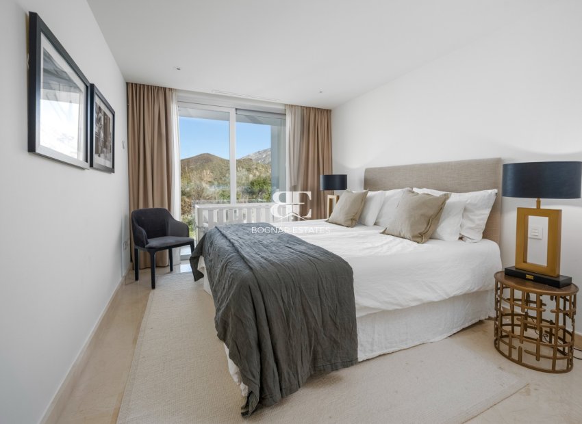 Herverkoop - apartment -
Marbella - Nueva Andalucía