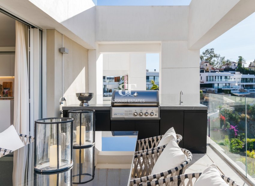 Herverkoop - apartment -
Marbella - Nueva Andalucía