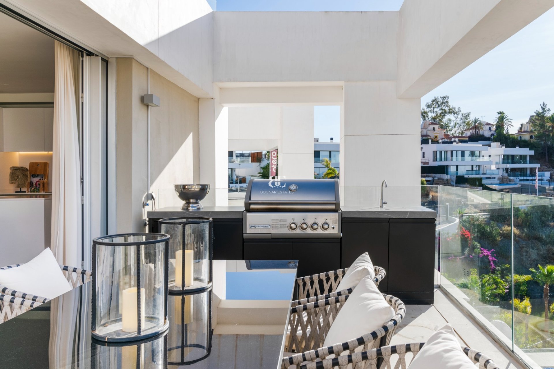 Herverkoop - apartment -
Marbella - Nueva Andalucía