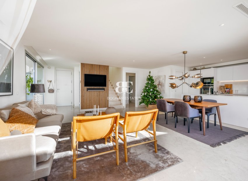 Herverkoop - apartment -
Marbella - Nueva Andalucía
