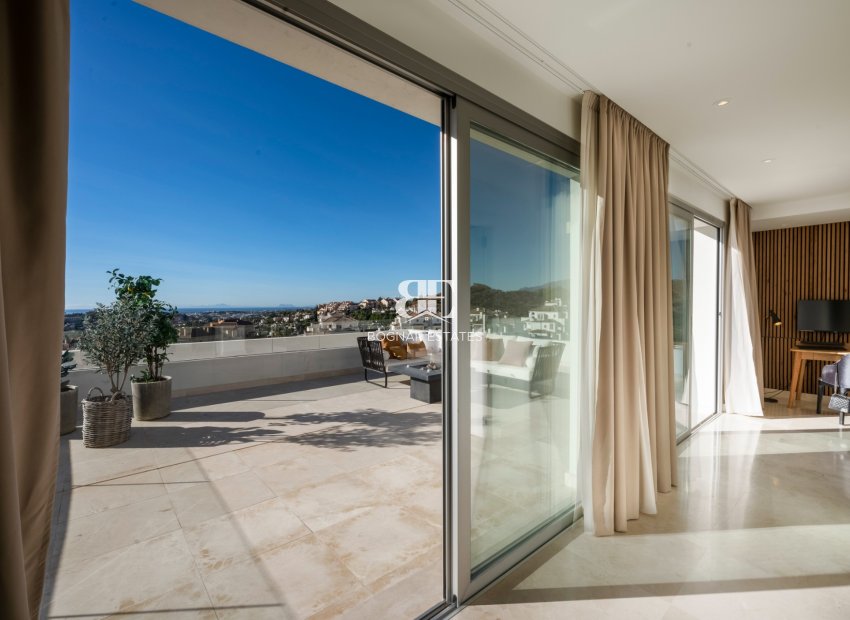 Herverkoop - apartment -
Marbella - Nueva Andalucía