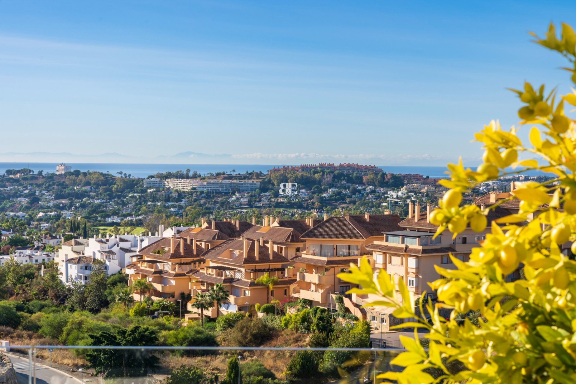 Herverkoop - apartment -
Marbella - Nueva Andalucía