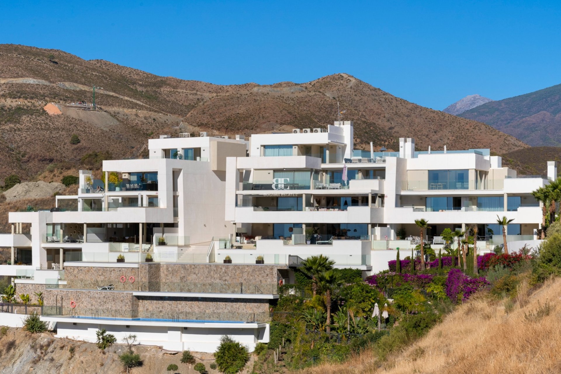 Herverkoop - apartment -
Marbella - Nueva Andalucía