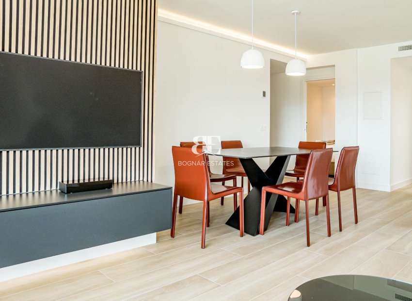 Herverkoop - apartment -
Marbella - Nueva Andalucía