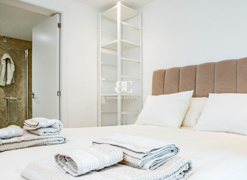 Herverkoop - apartment -
Marbella - Nueva Andalucía