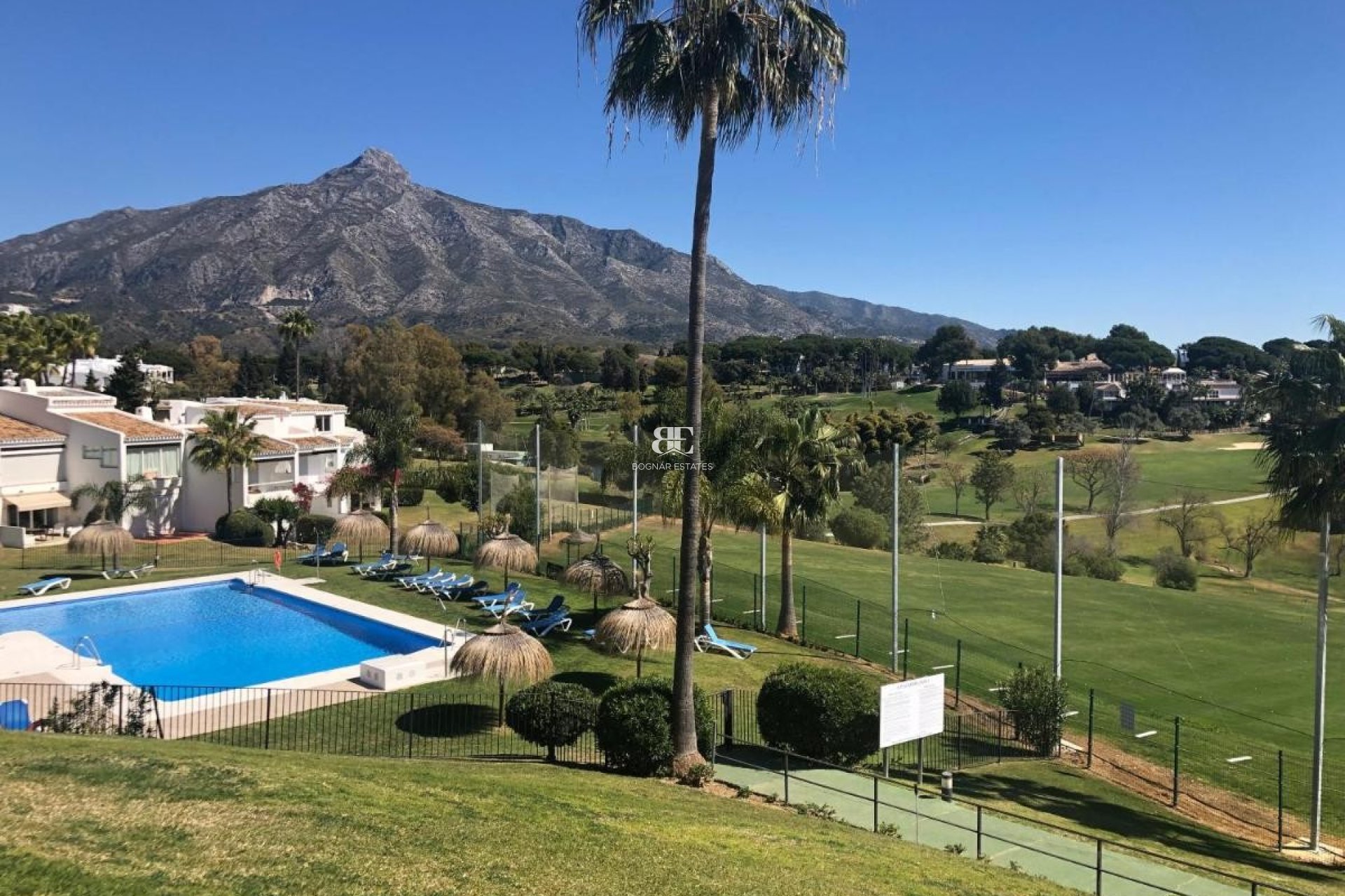Herverkoop - apartment -
Marbella - Nueva Andalucía