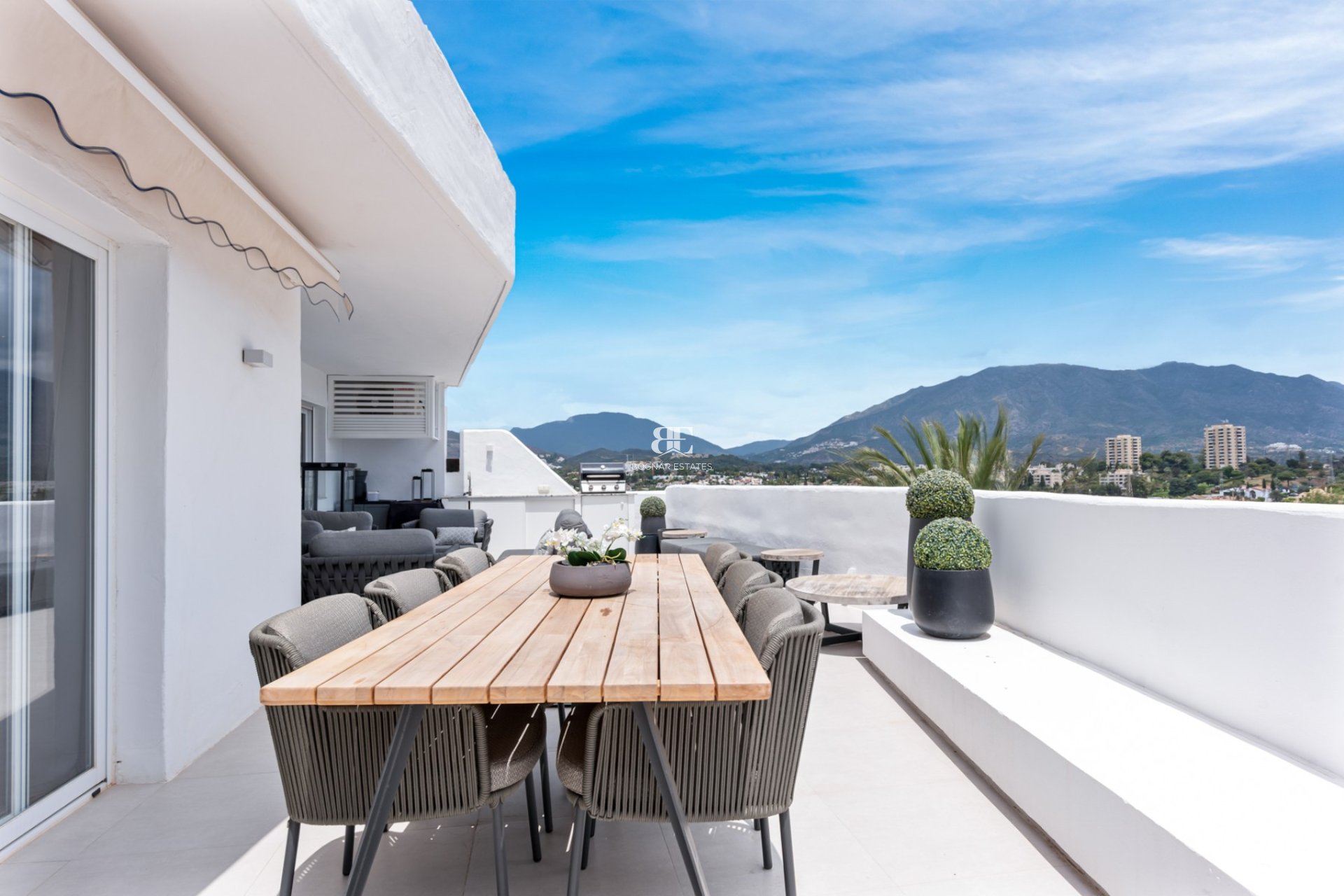 Herverkoop - apartment -
Marbella - Nueva Andalucía