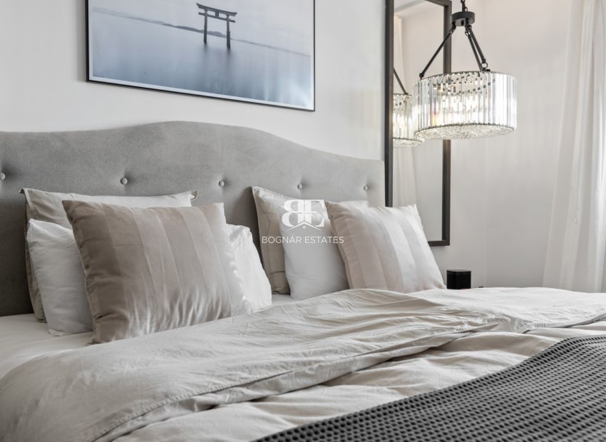 Herverkoop - apartment -
Marbella - Nueva Andalucía