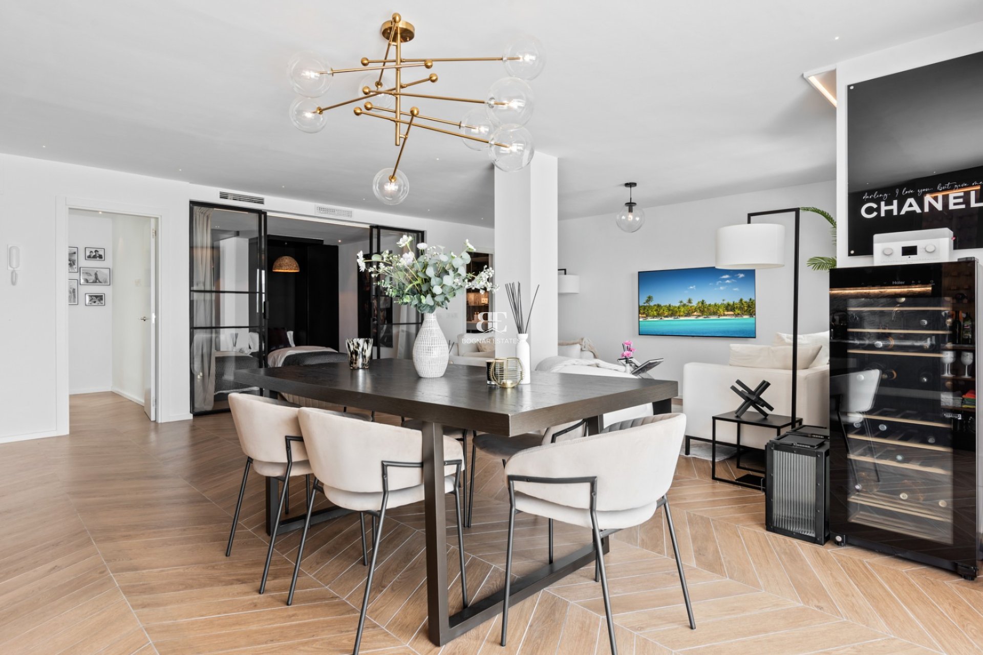 Herverkoop - apartment -
Marbella - Nueva Andalucía