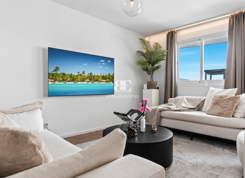 Herverkoop - apartment -
Marbella - Nueva Andalucía