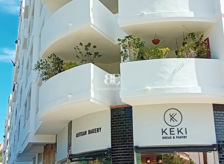 Herverkoop - apartment -
Marbella - Nueva Andalucía