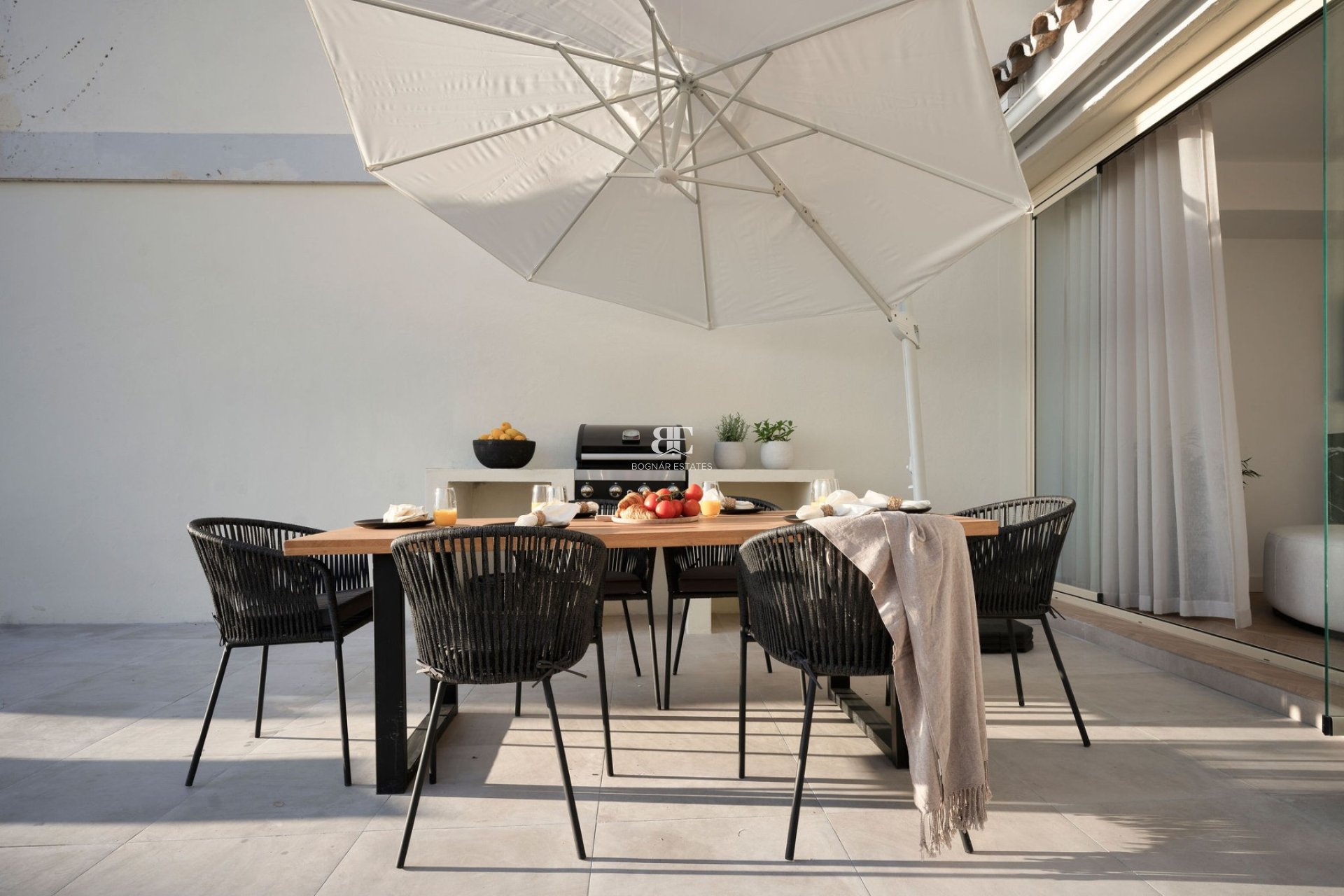 Herverkoop - apartment -
Marbella - Nueva Andalucía