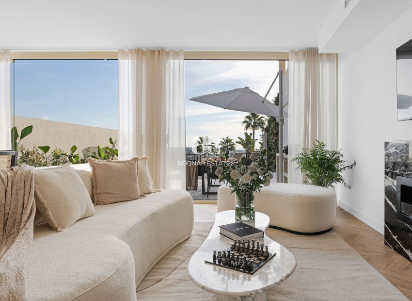 Herverkoop - apartment -
Marbella - Nueva Andalucía