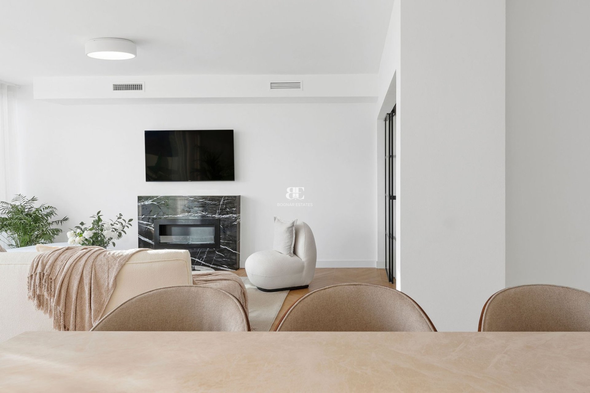 Herverkoop - apartment -
Marbella - Nueva Andalucía