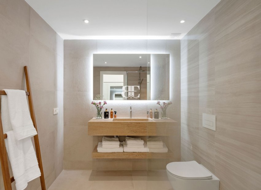 Herverkoop - apartment -
Marbella - Nueva Andalucía