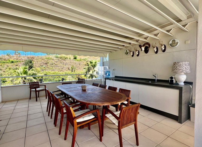Herverkoop - apartment -
Marbella - Nueva Andalucía