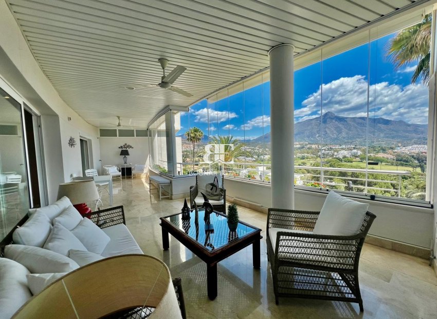 Herverkoop - apartment -
Marbella - Nueva Andalucía