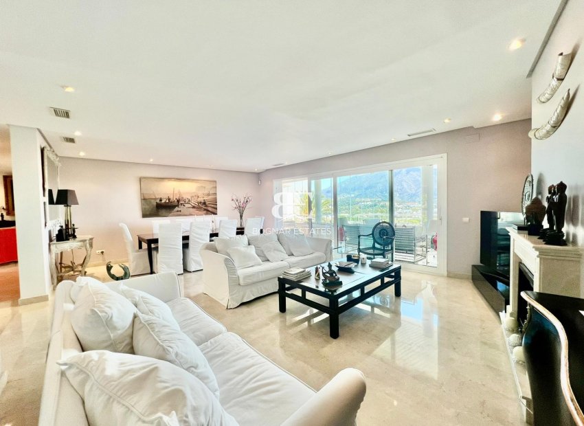 Herverkoop - apartment -
Marbella - Nueva Andalucía