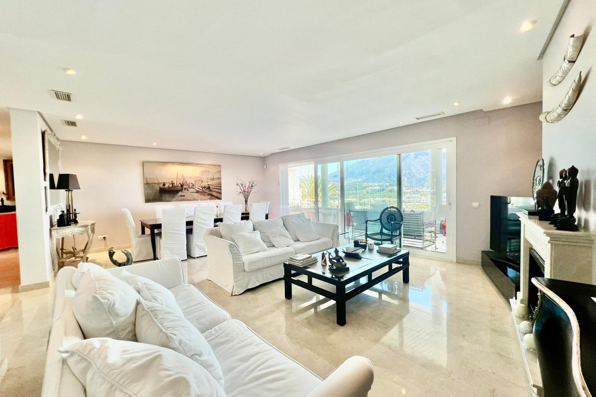 Herverkoop - apartment -
Marbella - Nueva Andalucía