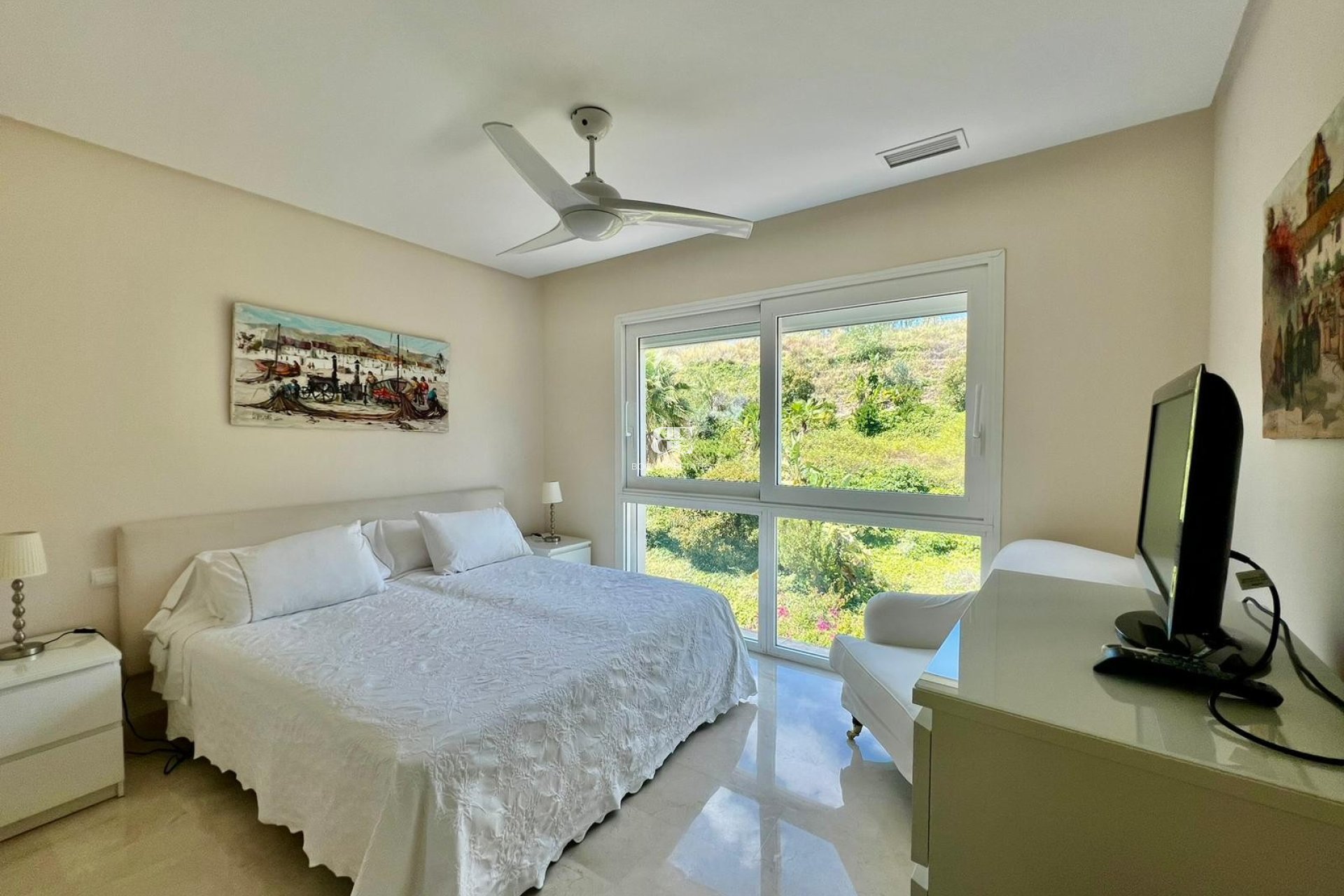 Herverkoop - apartment -
Marbella - Nueva Andalucía