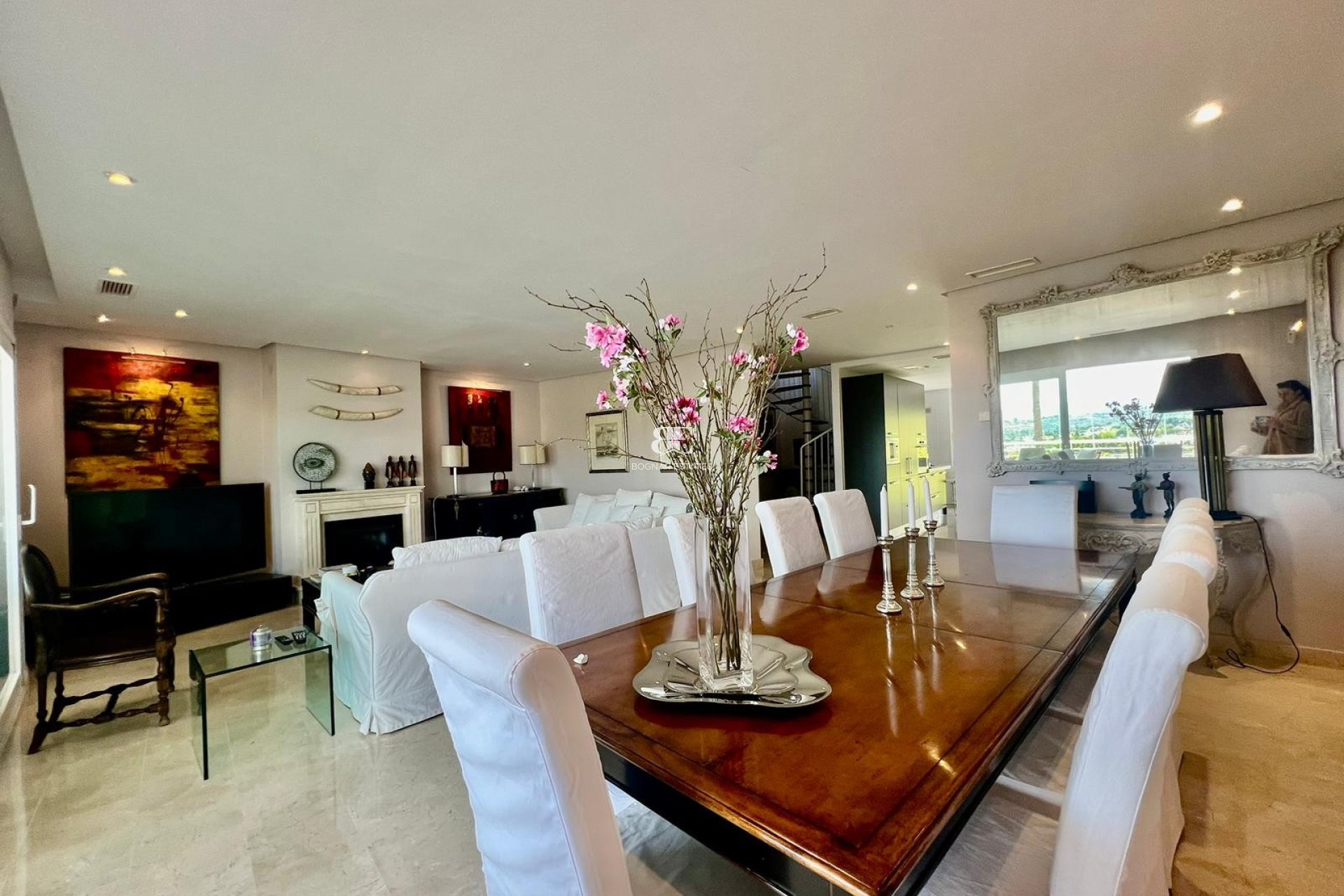 Herverkoop - apartment -
Marbella - Nueva Andalucía