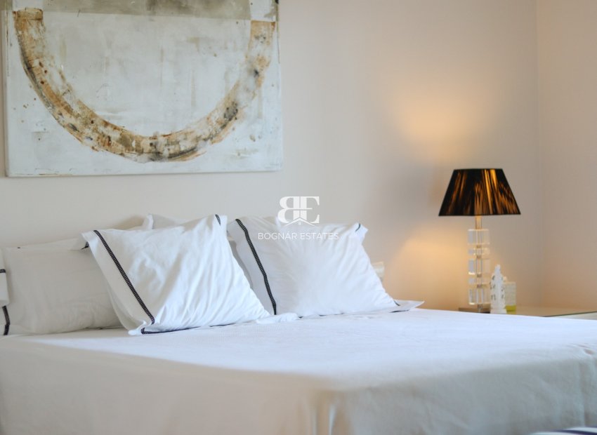 Herverkoop - apartment -
Marbella - Nueva Andalucía