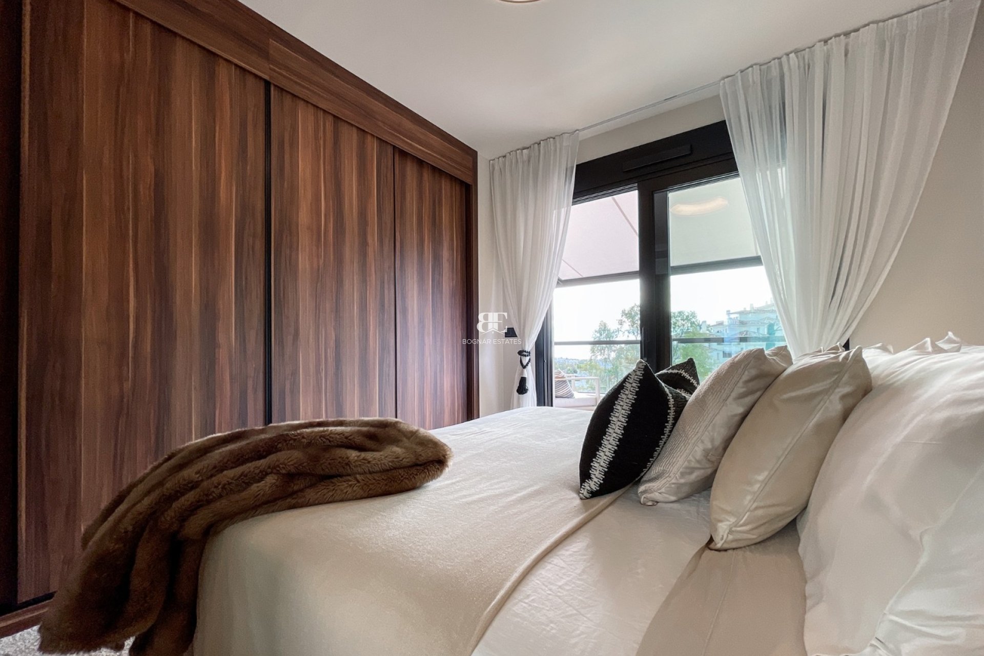 Herverkoop - apartment -
Marbella - Nueva Andalucía
