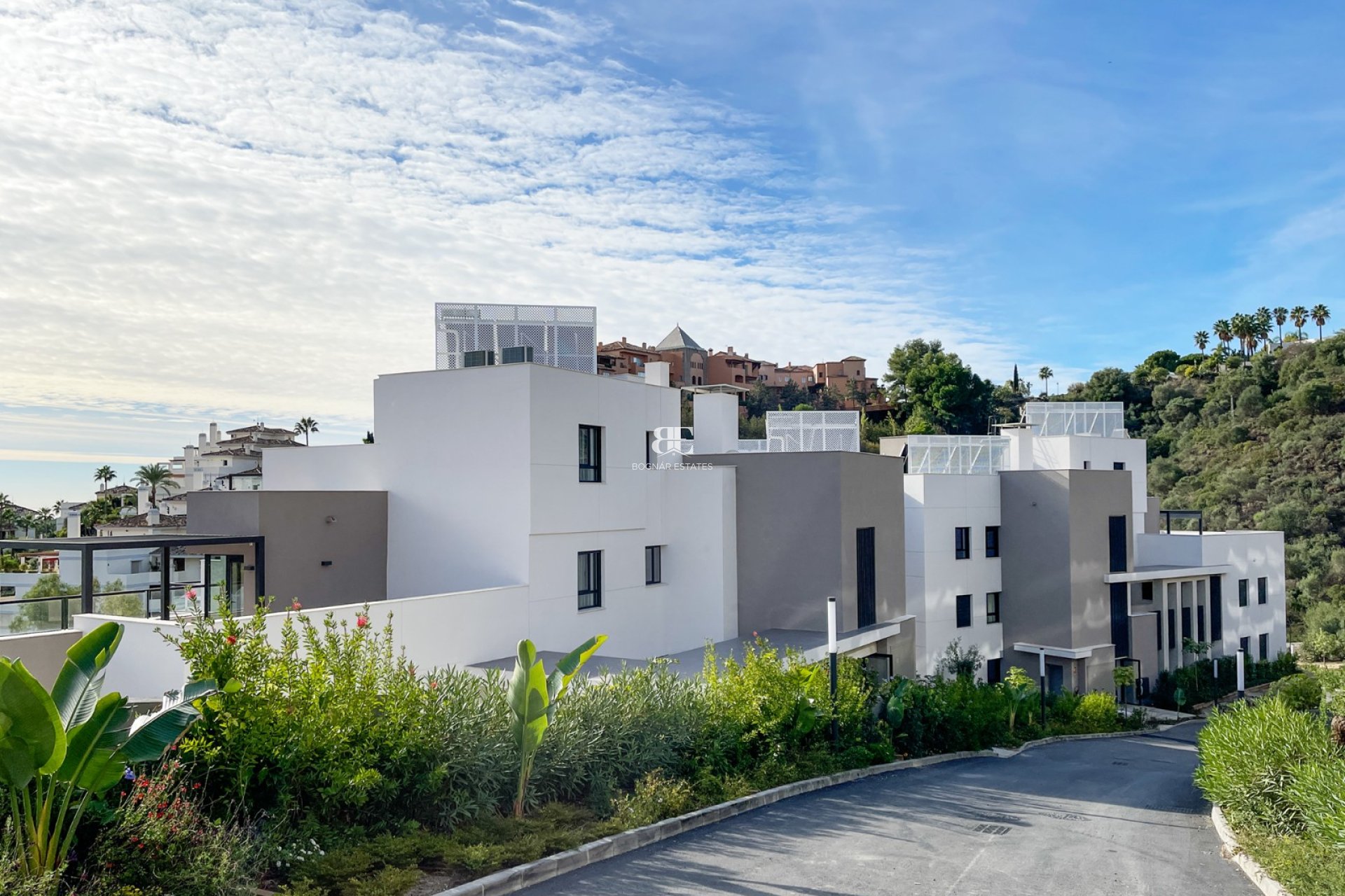 Herverkoop - apartment -
Marbella - Nueva Andalucía