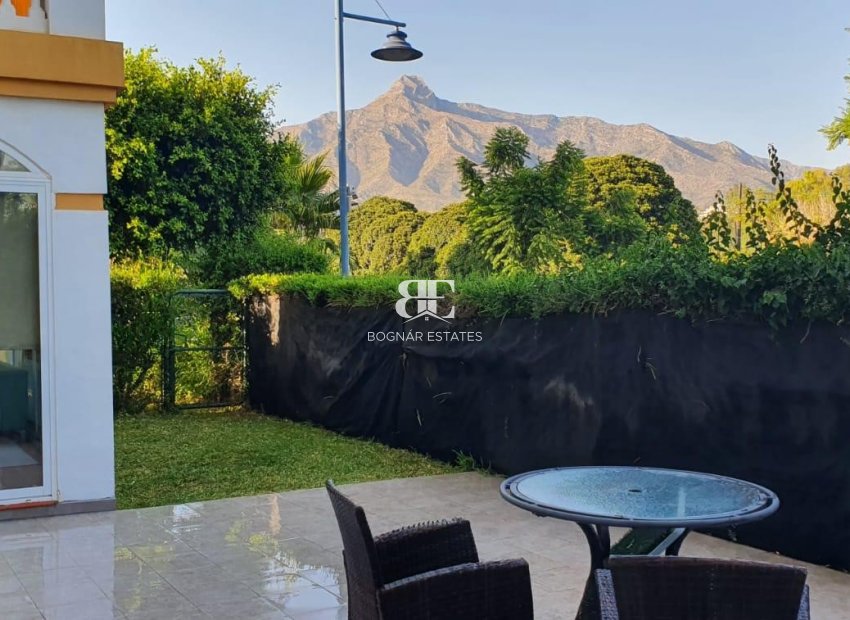 Herverkoop - apartment -
Marbella - Nueva Andalucía